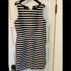 Halogen Nordstrom Dress Check out back!💕